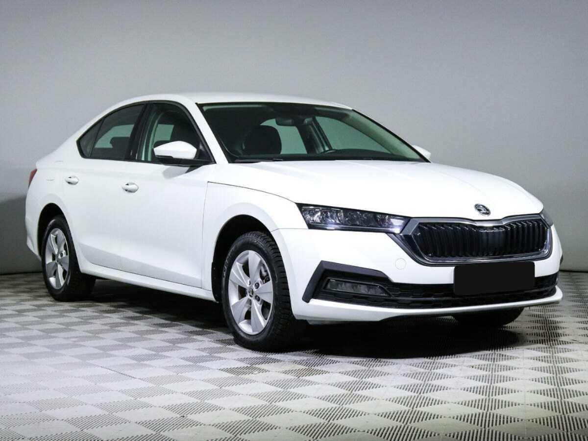 Skoda Octavia 2021 года с пробегом. Фото: #2
