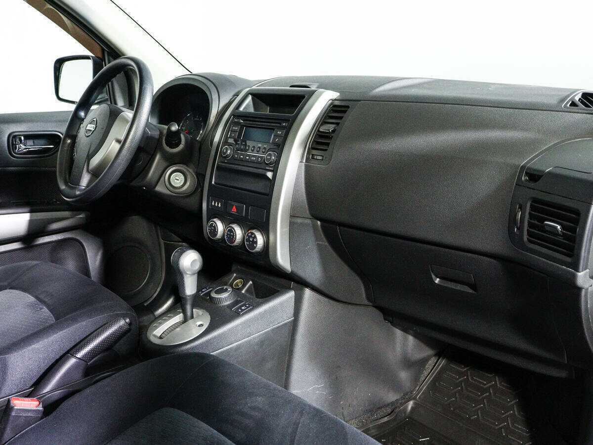 Б/У Ниссан Икс-Трейл 2013 года. Фото: #8