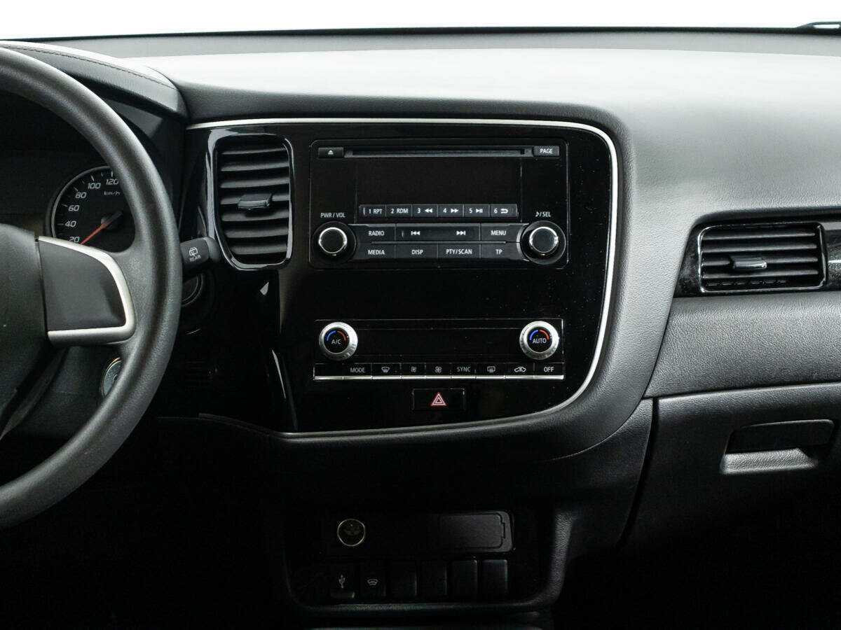 Mitsubishi Outlander 2021 года с пробегом. Фото: #13