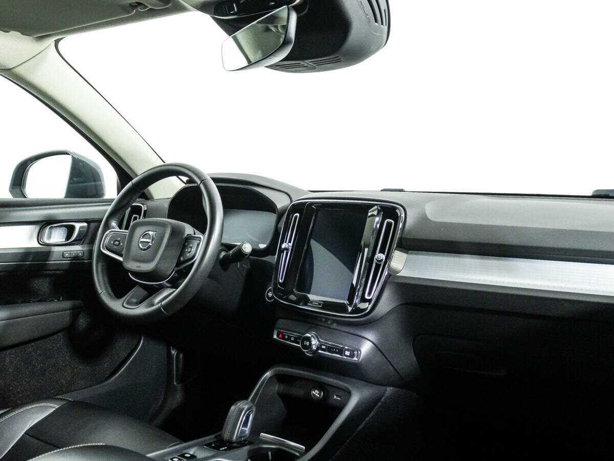 Volvo XC40 2020 года с пробегом. Фото: #8