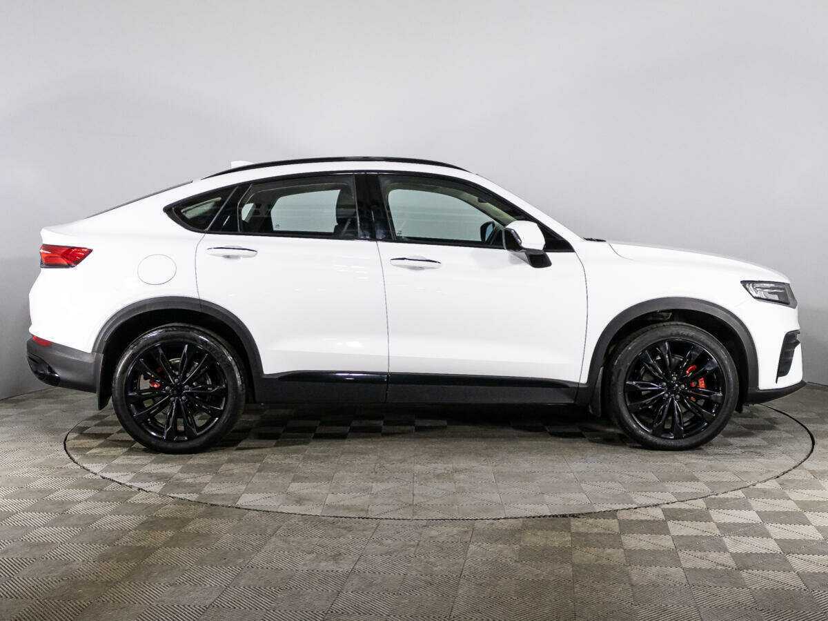 Geely Tugella 2022 года с пробегом. Фото: #3