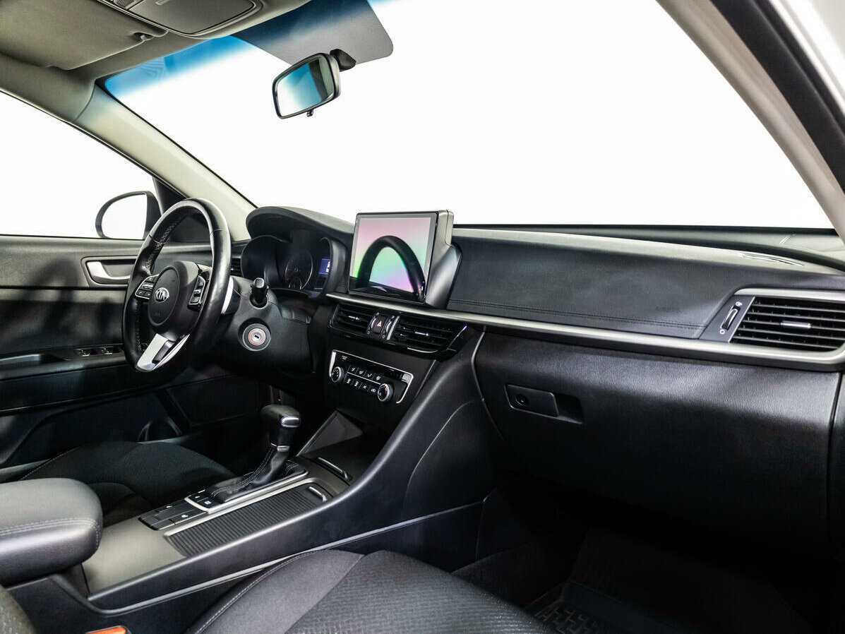 Б/У Киа Оптима 2019 года. Фото: #7