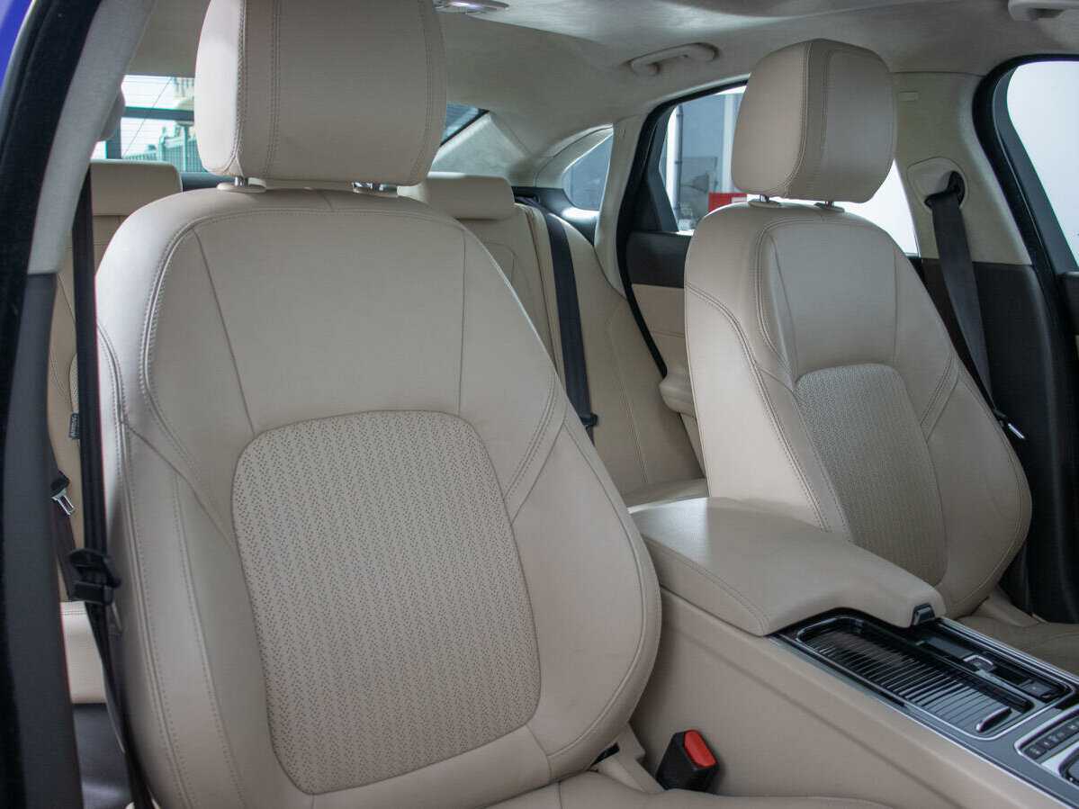 Jaguar XF 2019 года с пробегом. Фото: #9