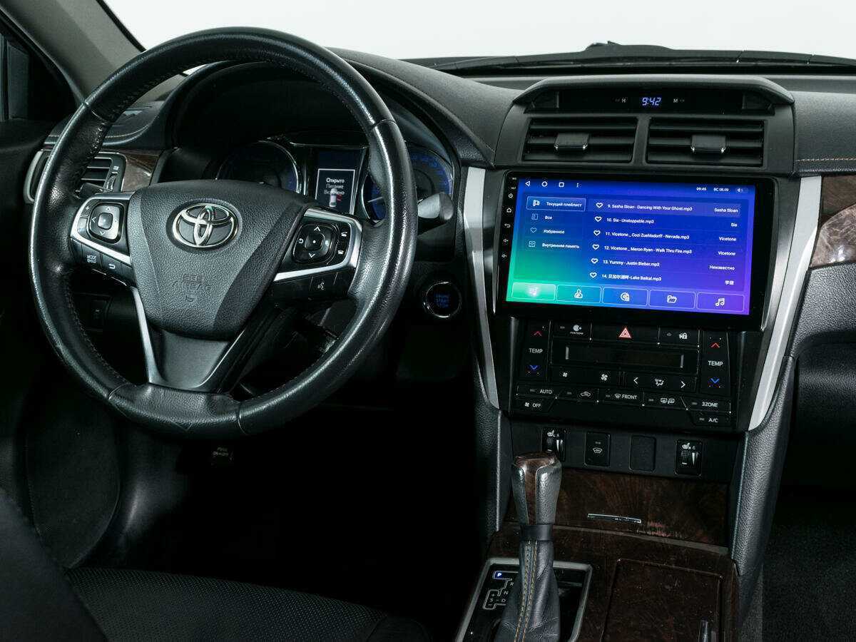 Toyota Camry 2017 года с пробегом. Фото: #8