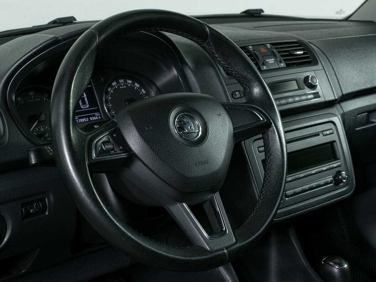 Б/У Шкода Фабия 2013 года. Фото: #11