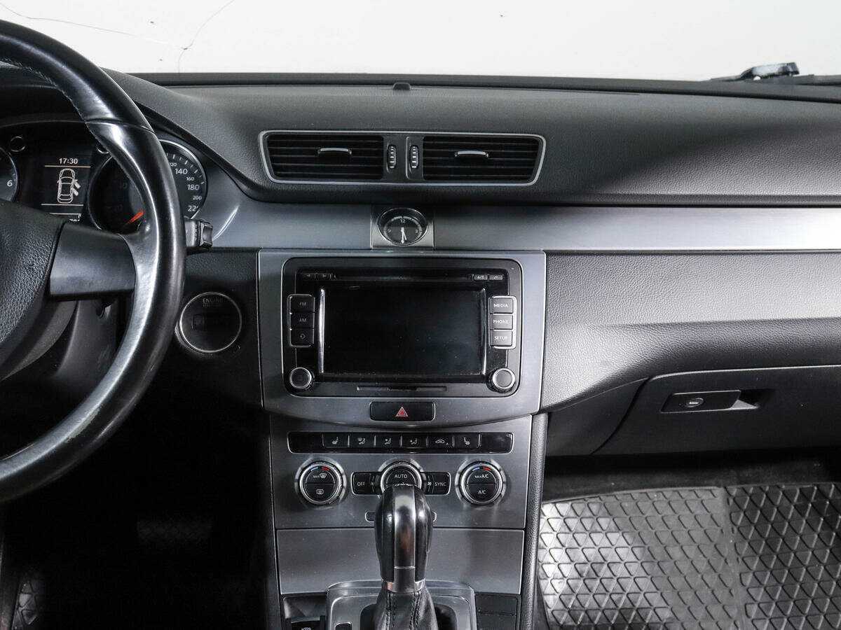 Б/У Фольксваген Пассат ЦЦ 2013 года. Фото: #10