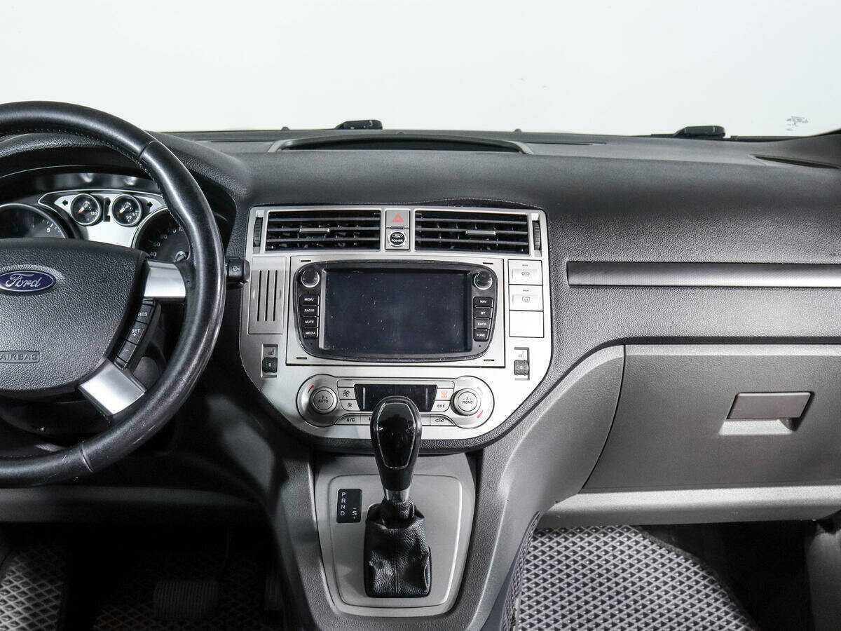 Б/У Форд Куга 2012 года. Фото: #12