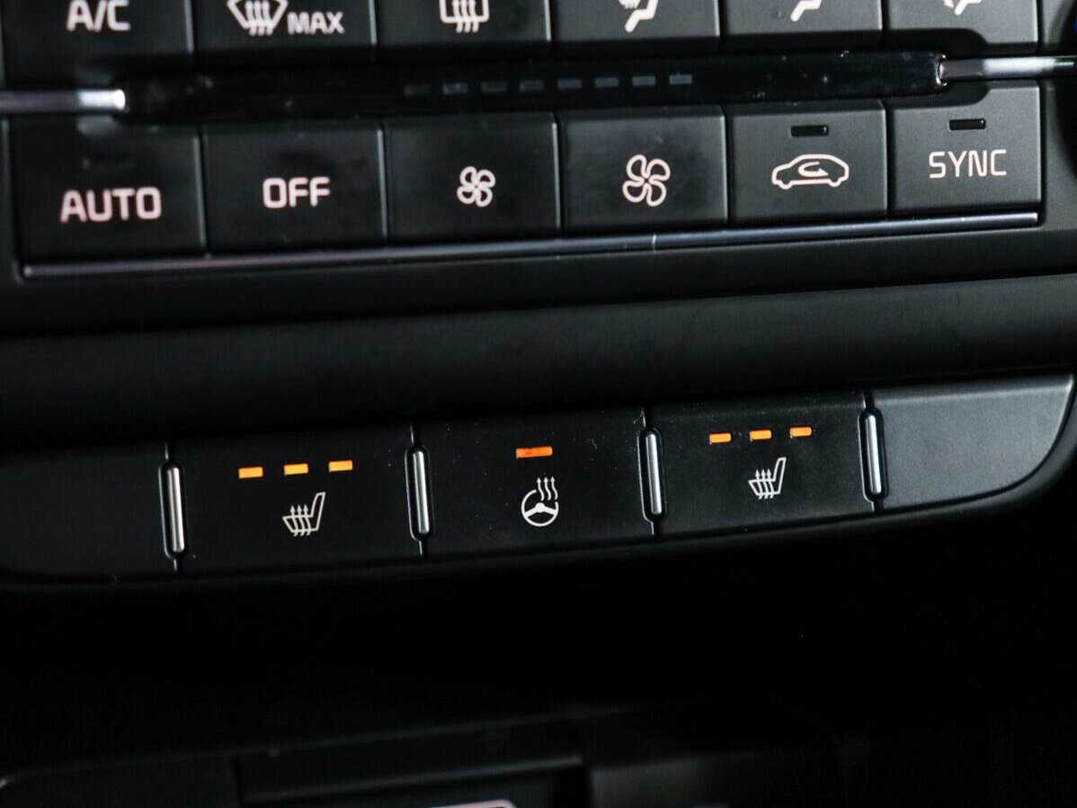 Б/У Киа Сид 2018 года. Фото: #17