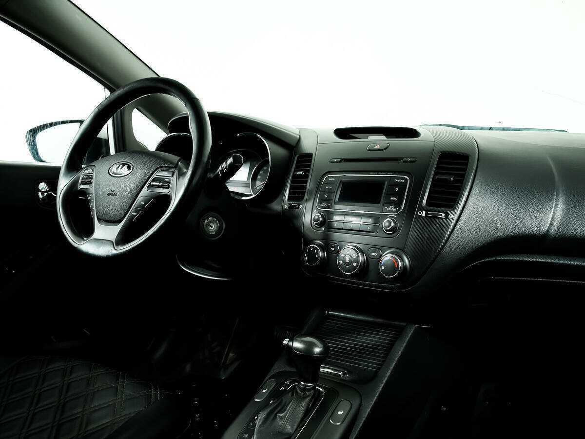 Б/У Киа Церато 2016 года. Фото: #8