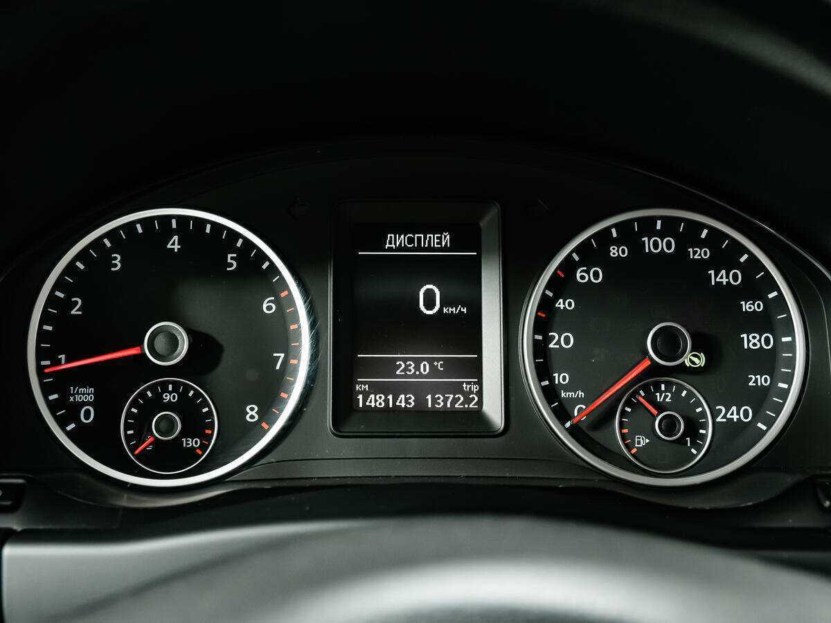 Б/У Фольксваген Тигуан 2012 года. Фото: #9