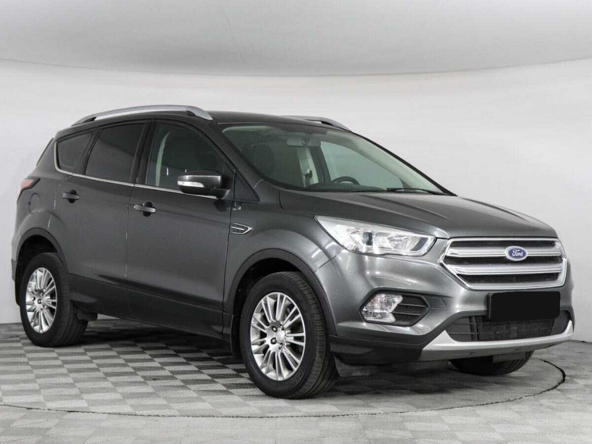 Б/У Форд Куга 2018 года. Фото: #2