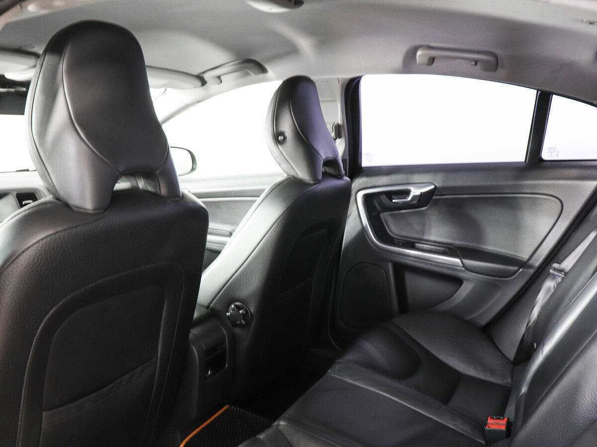 Volvo S60 2013 года с пробегом. Фото: #11