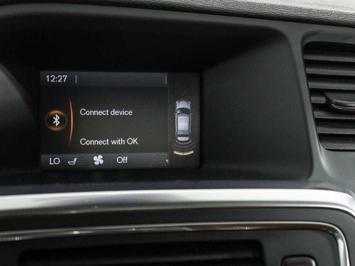 Б/У Вольво С60 2014 года. Фото: #15