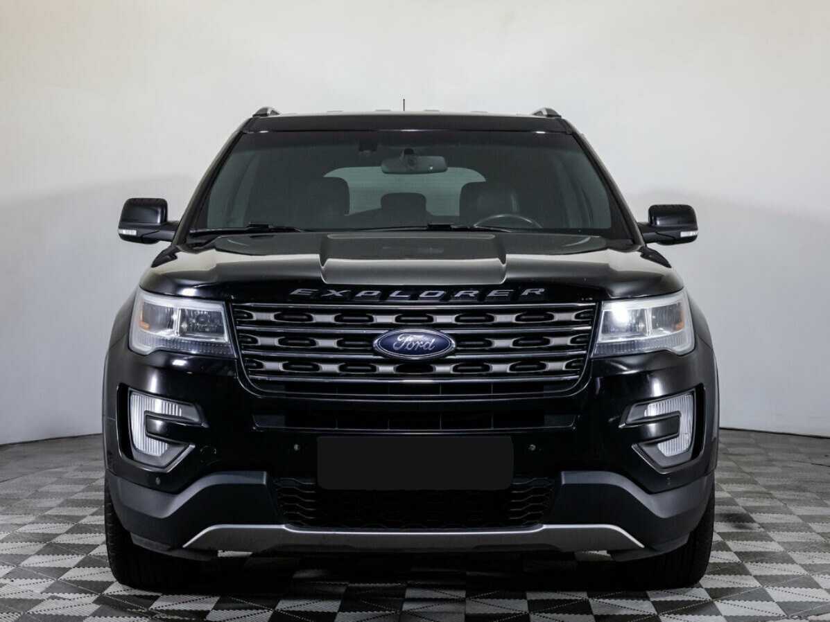 Ford Explorer 2016 года с пробегом. Фото: #1