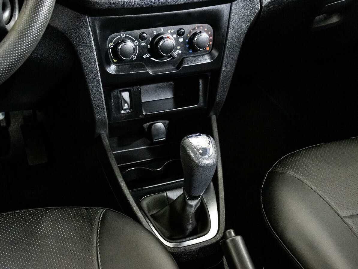 Б/У Лада (ВАЗ) ИКСРЭЙ 2017 года. Фото: #11