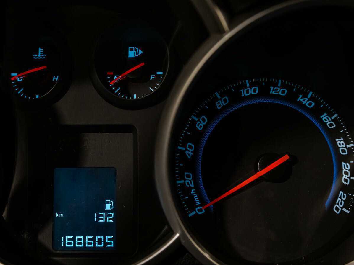 Б/У Шевроле Круз 2012 года. Фото: #12