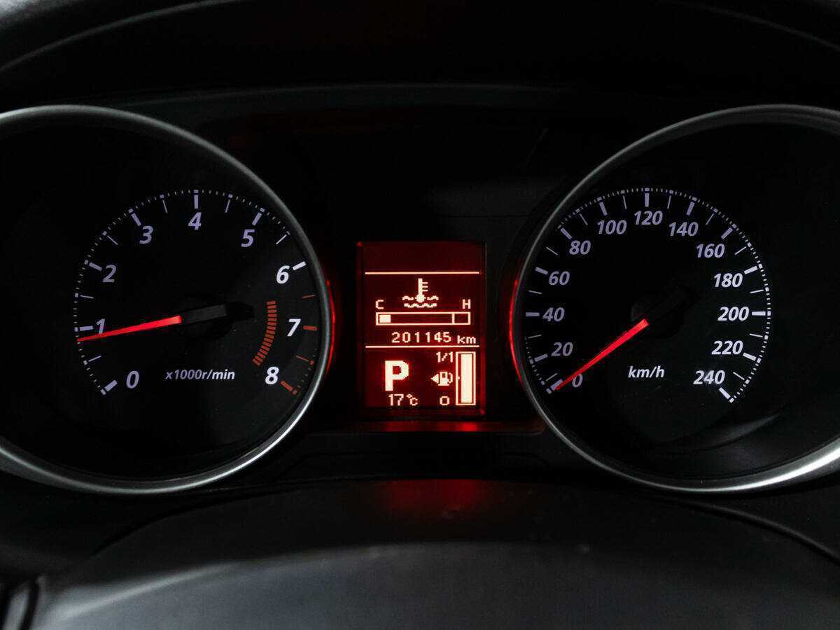 Б/У Митсубиши АС-Икс 2013 года. Фото: #11