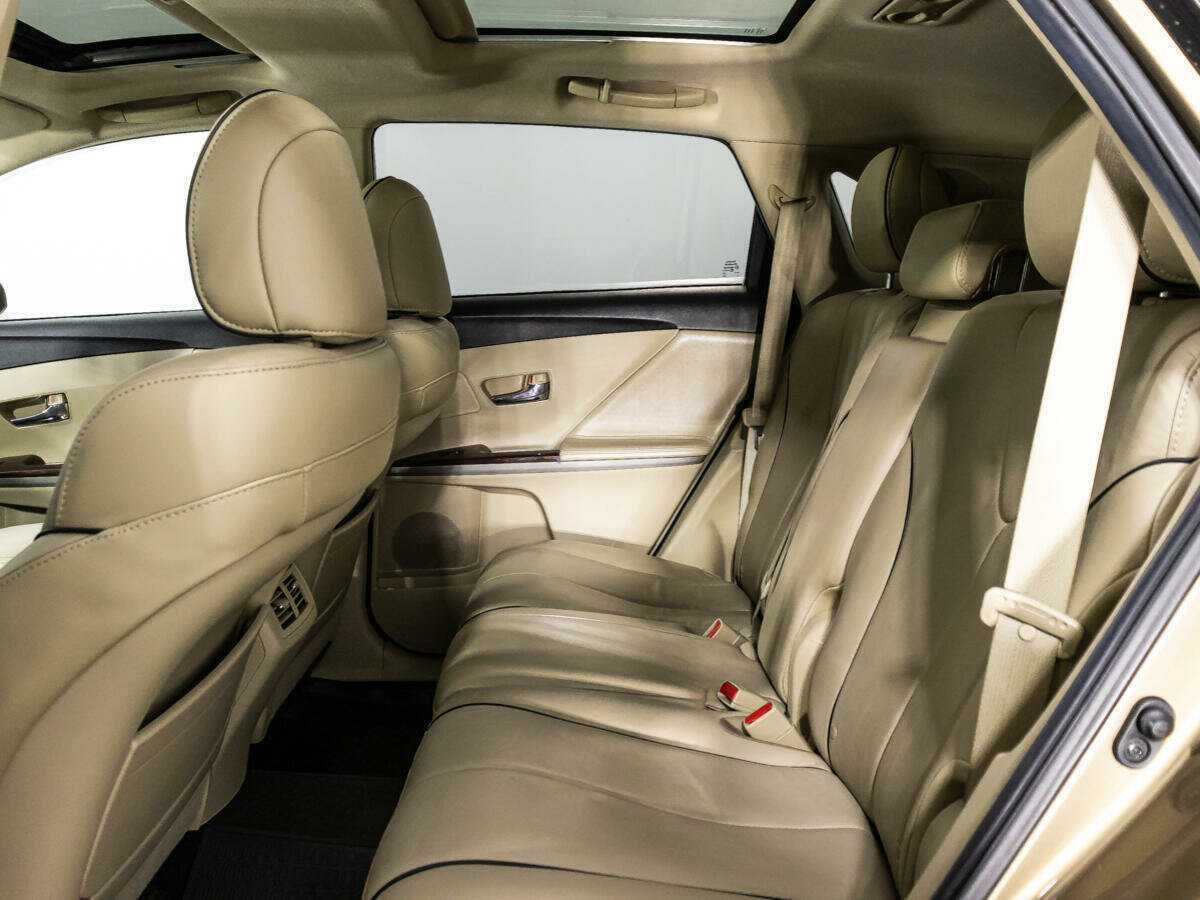 Toyota Venza 2013 года с пробегом. Фото: #9