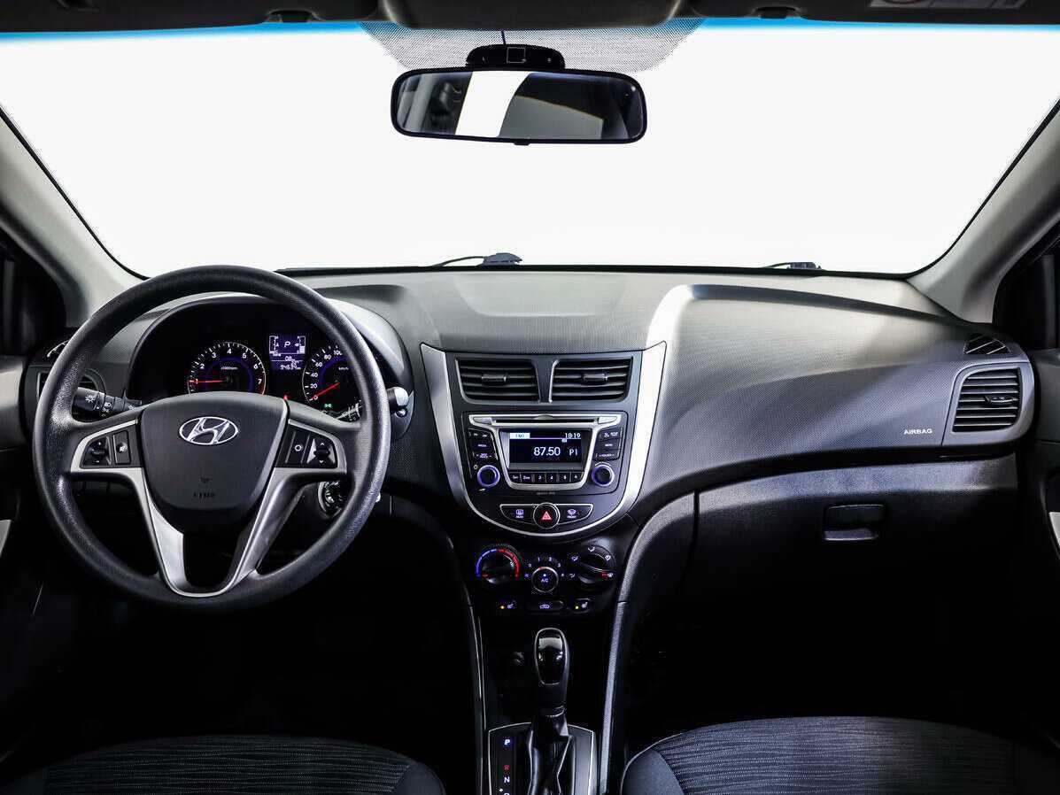 Б/У Хендай Солярис 2015 года. Фото: #8