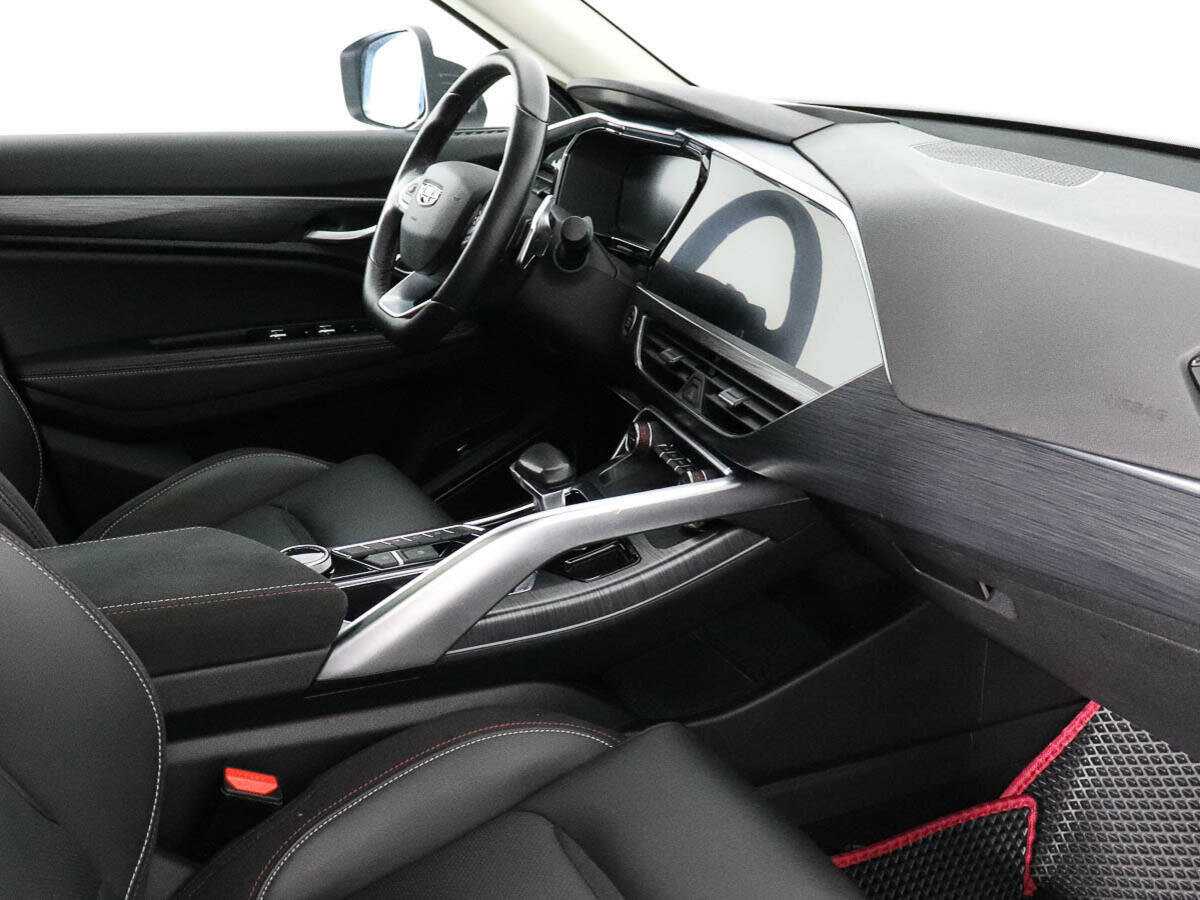 Geely Tugella 2021 года с пробегом. Фото: #8