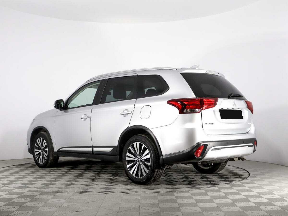 Mitsubishi Outlander 2019 года с пробегом. Фото: #5