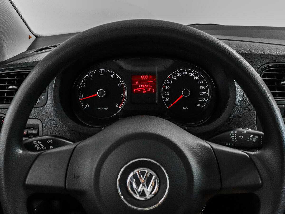 Б/У Фольксваген Поло 2012 года. Фото: #14