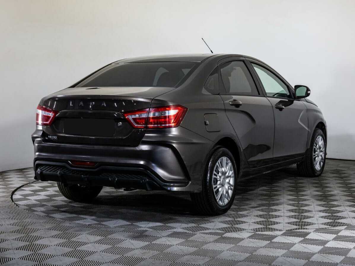 Б/У Лада (ВАЗ) Веста 2016 года. Фото: #4