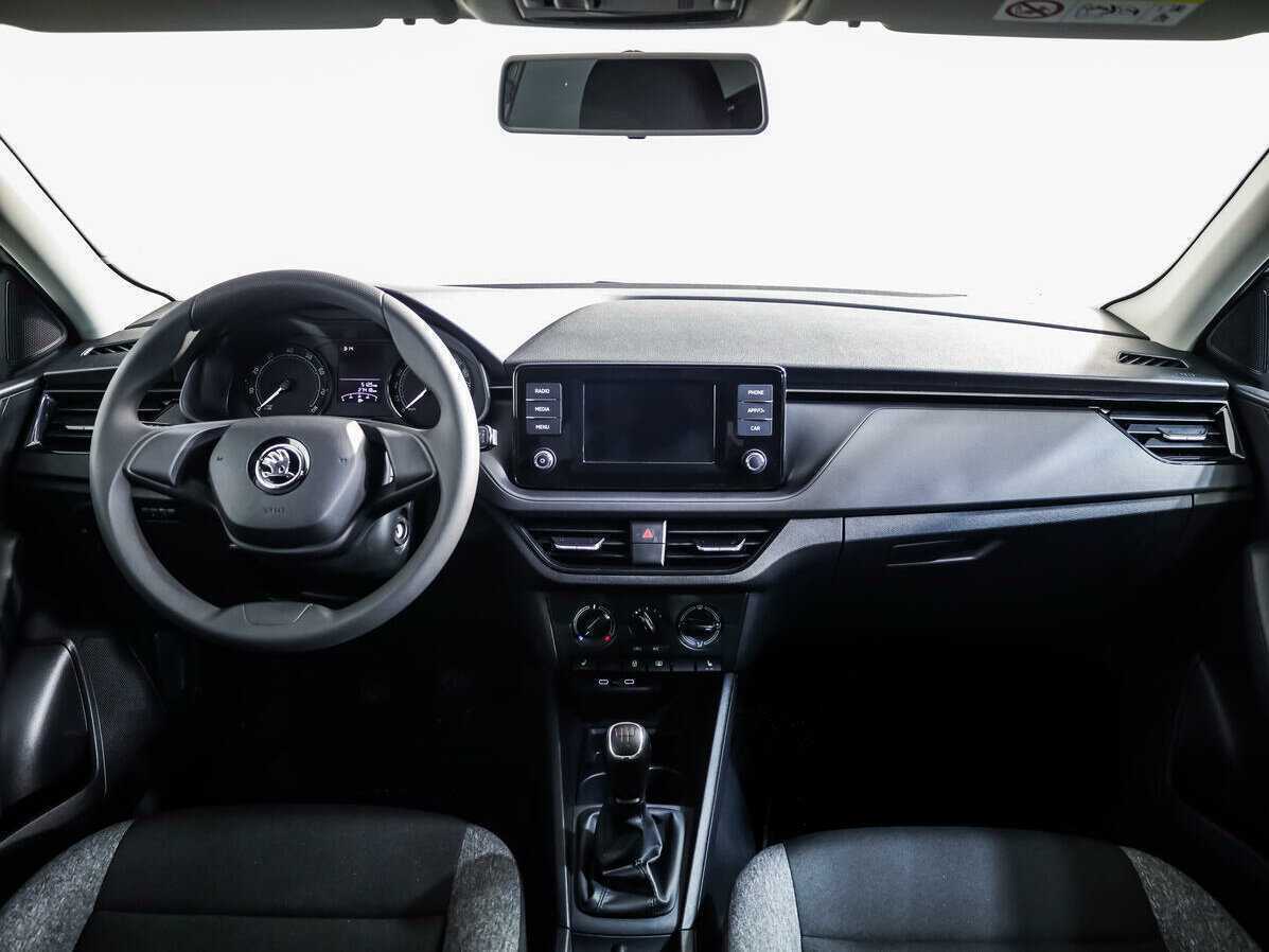 Б/У Шкода Рапид 2021 года. Фото: #8