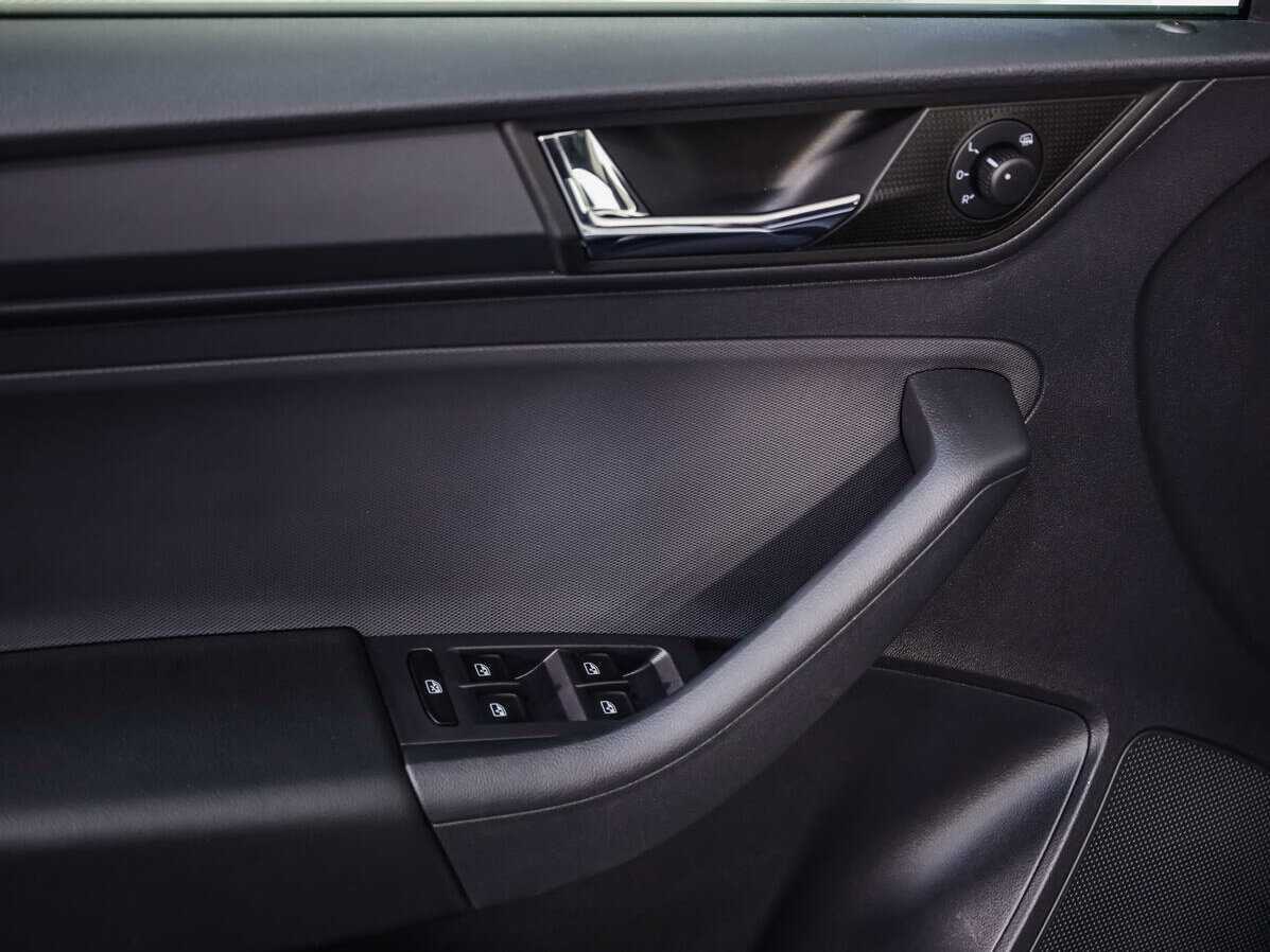 Б/У Шкода Рапид 2021 года. Фото: #13