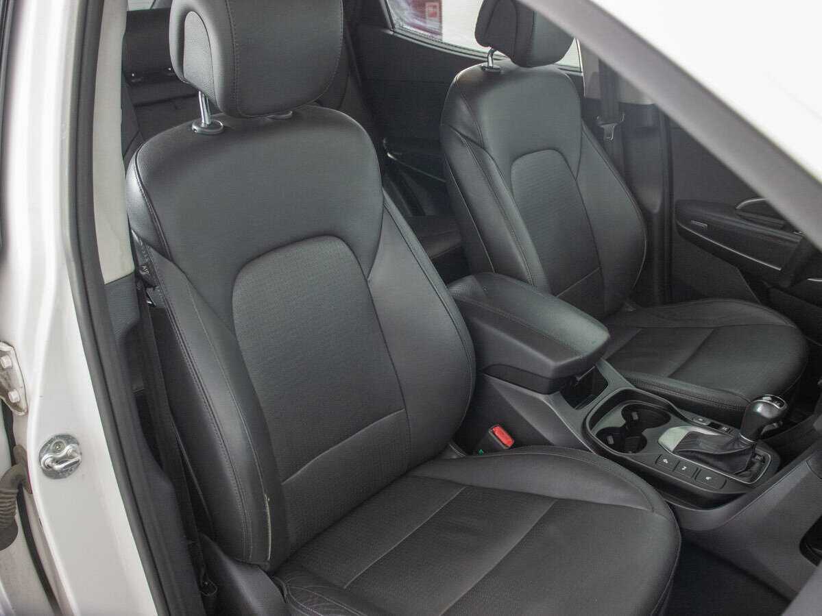 Б/У Хендай Санта Фе 2013 года. Фото: #9