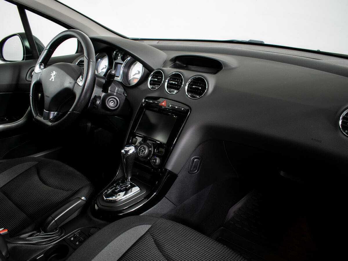 Б/У Пежо 408 2018 года. Фото: #6