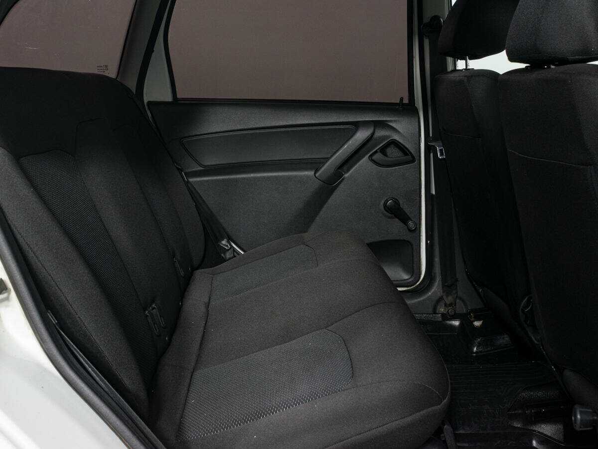 Б/У Лада (ВАЗ) Гранта 2018 года. Фото: #9