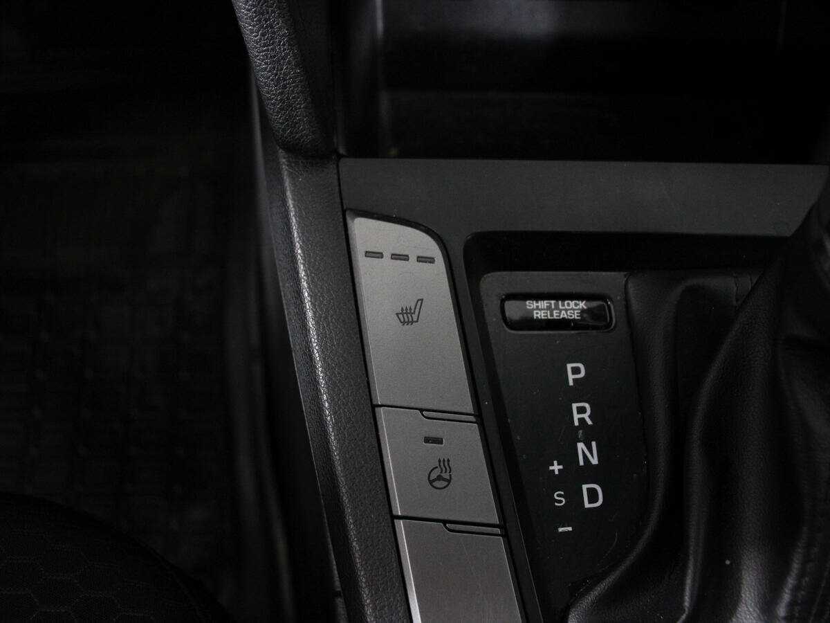 Б/У Хендай Елантра 2020 года. Фото: #14