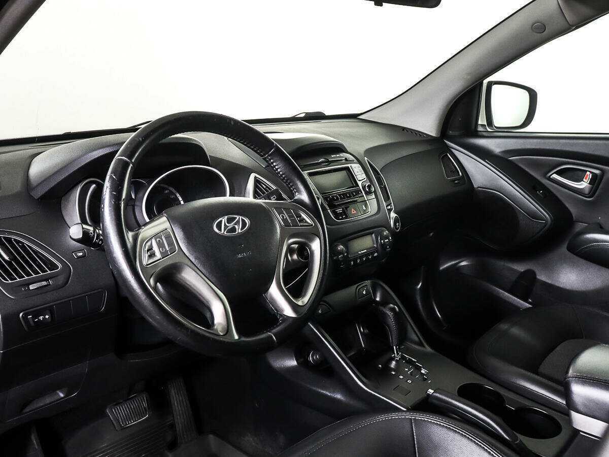 Б/У Хендай ай-икс35 2012 года. Фото: #10