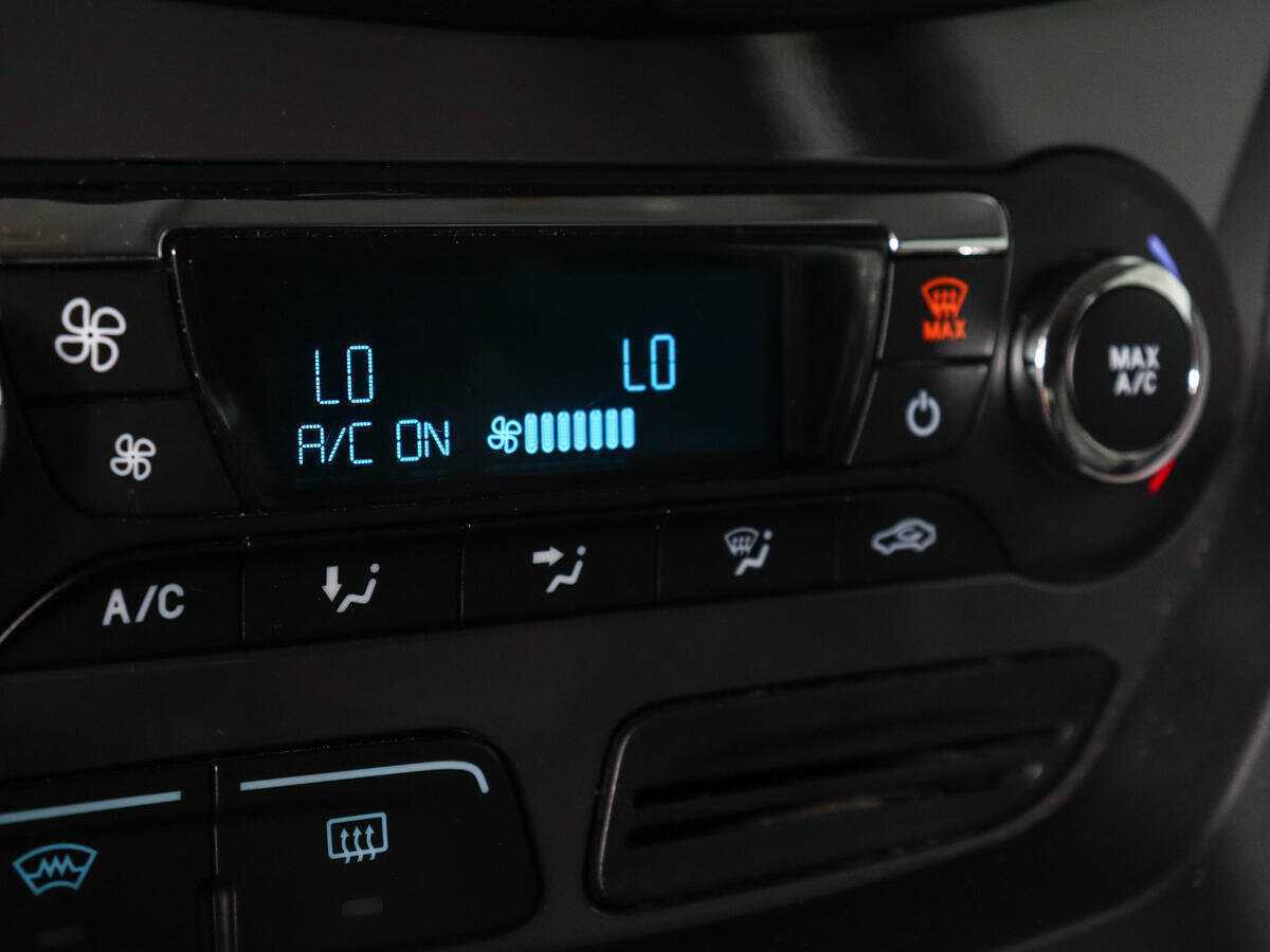 Б/У Форд Куга 2013 года. Фото: #15