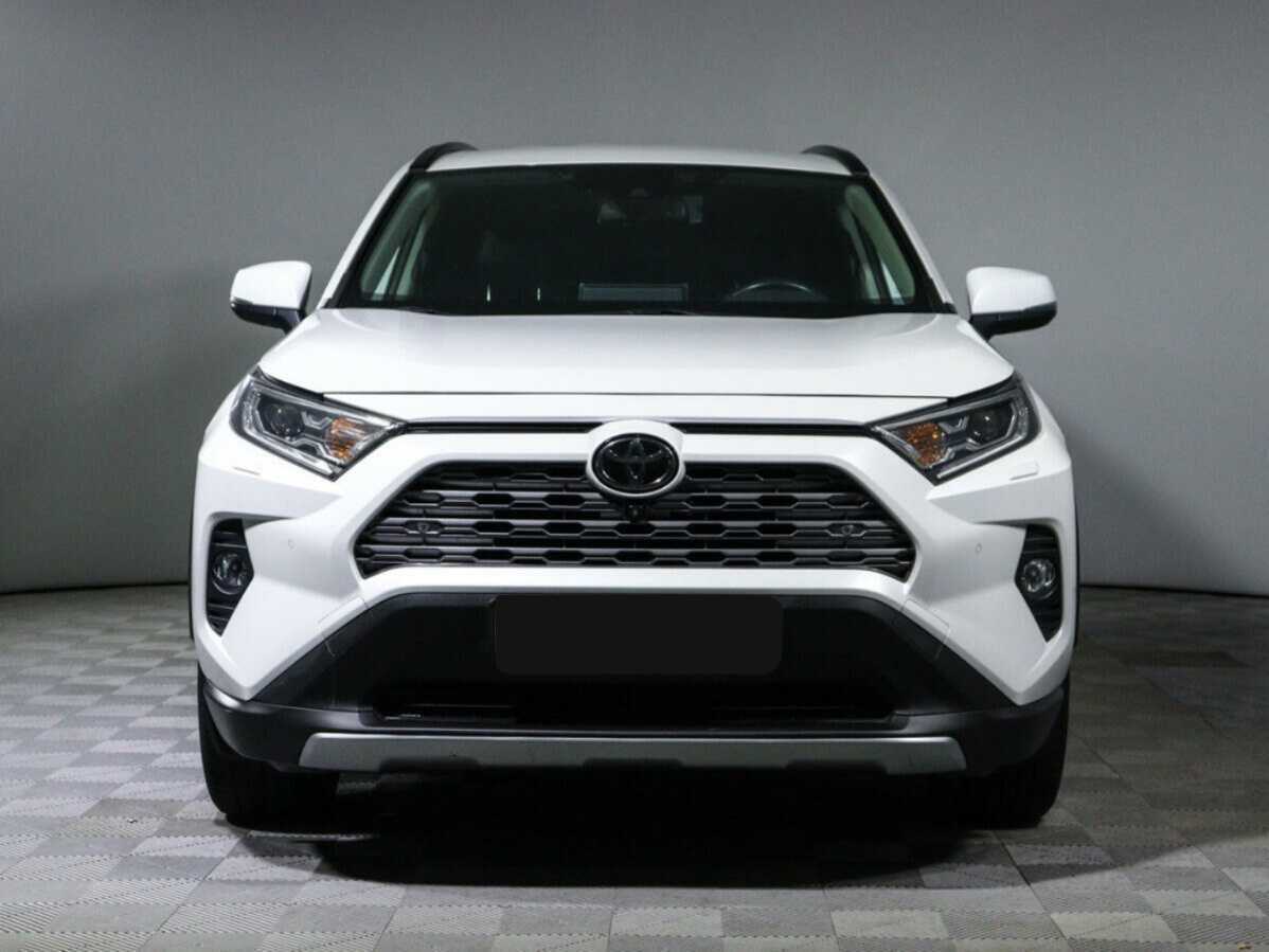 Toyota RAV4 2020 года с пробегом. Фото: #1