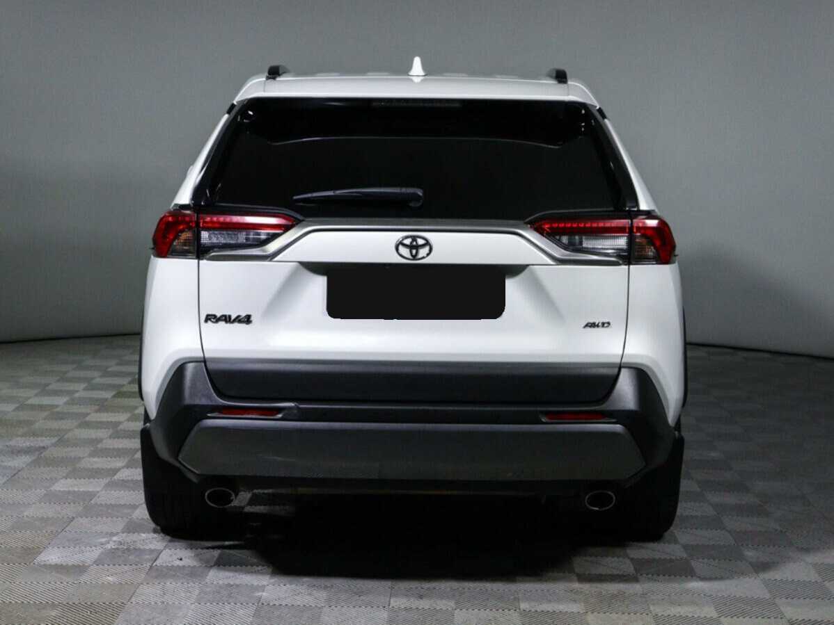 Toyota RAV4 2020 года с пробегом. Фото: #5