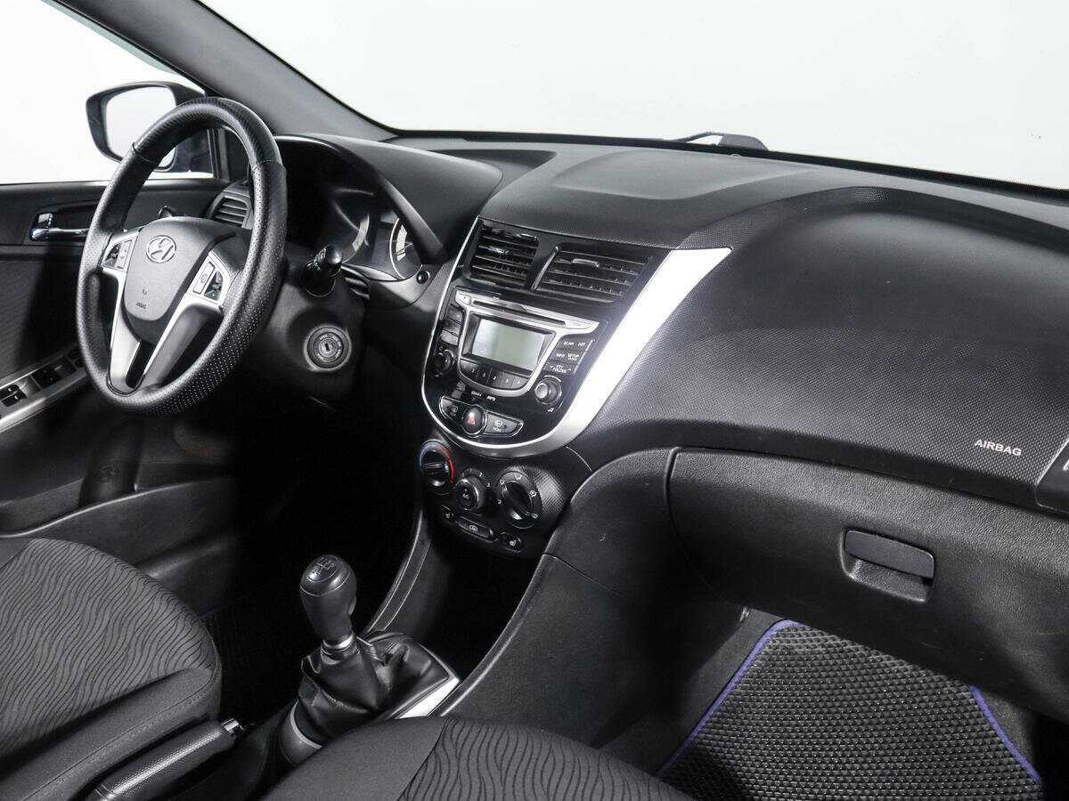 Б/У Хендай Солярис 2013 года. Фото: #6