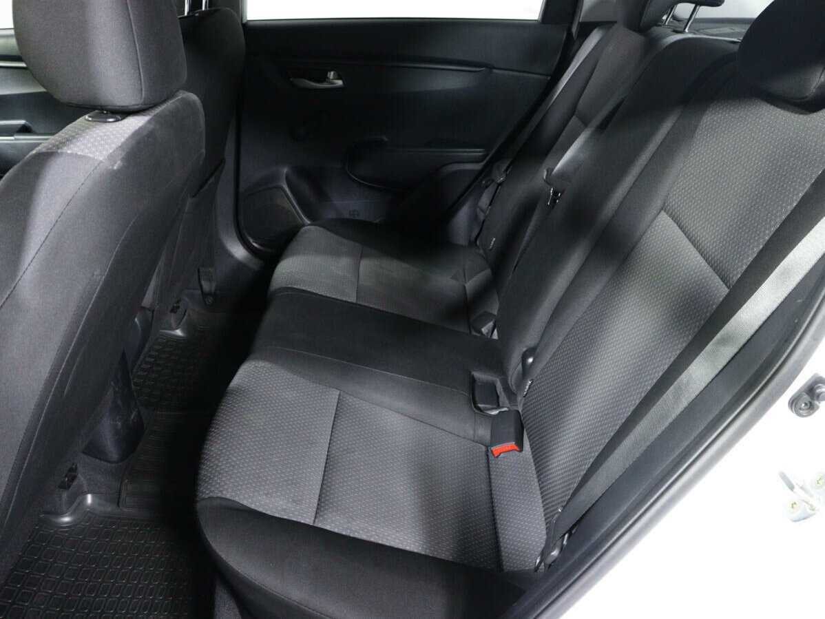 Б/У Киа Рио 2021 года. Фото: #9