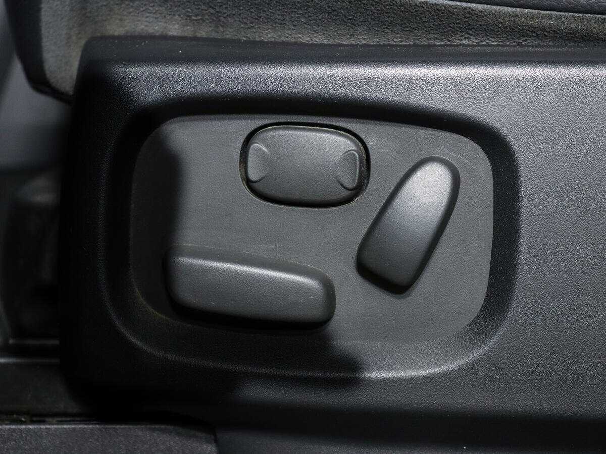 Land Rover Discovery 2013 года с пробегом. Фото: #17