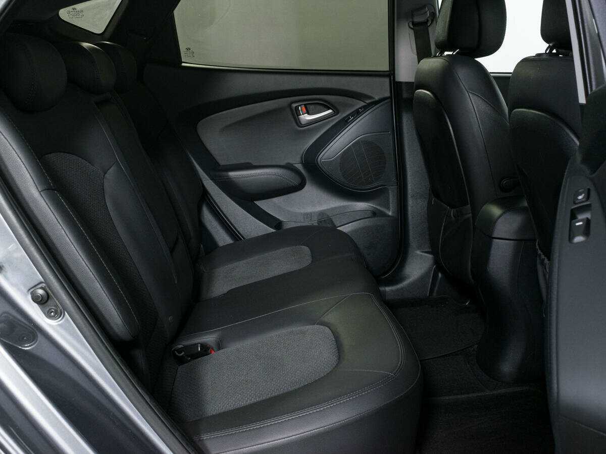 Б/У Хендай ай-икс35 2012 года. Фото: #8