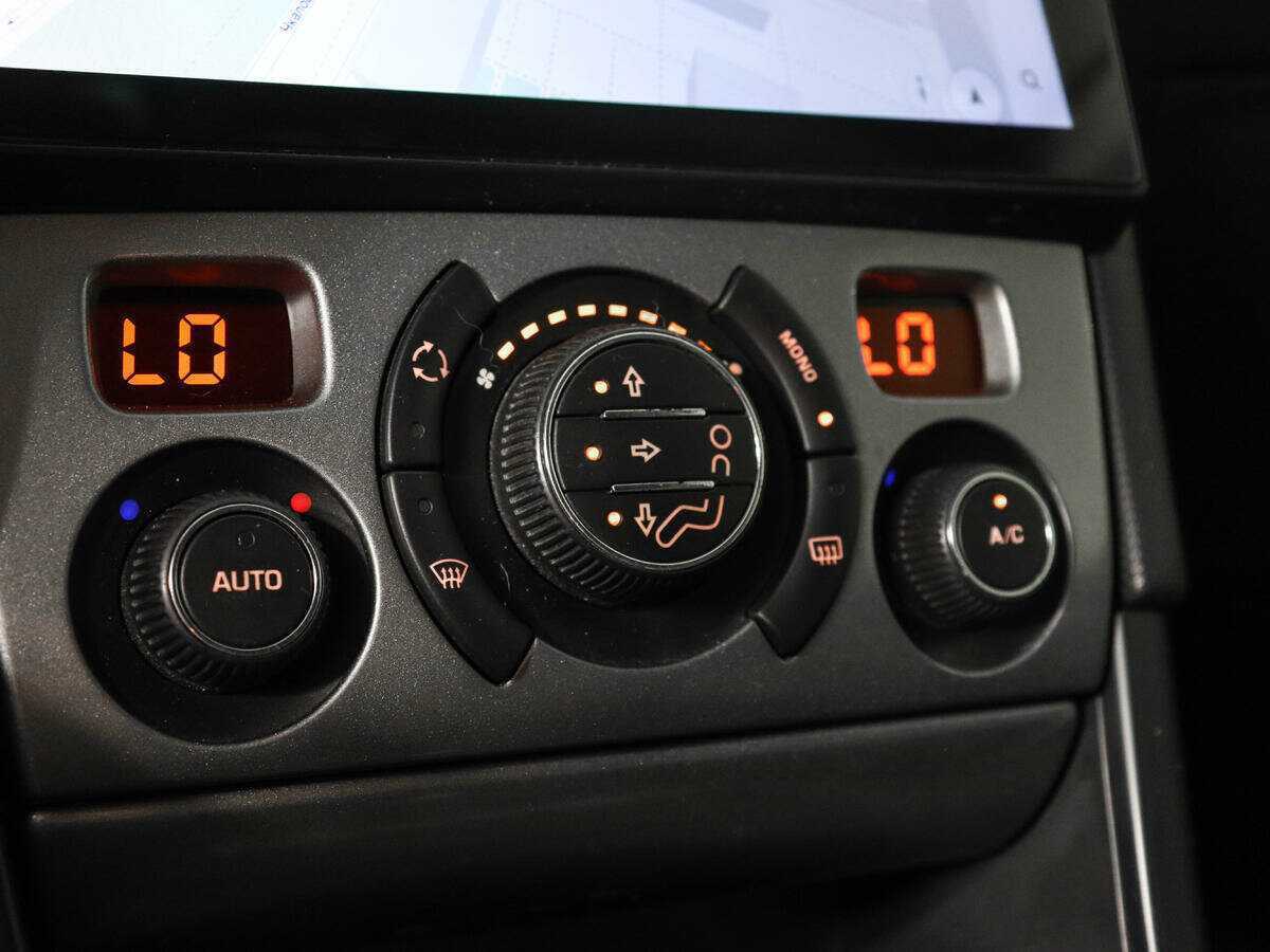 Б/У Пежо 408 2012 года. Фото: #12