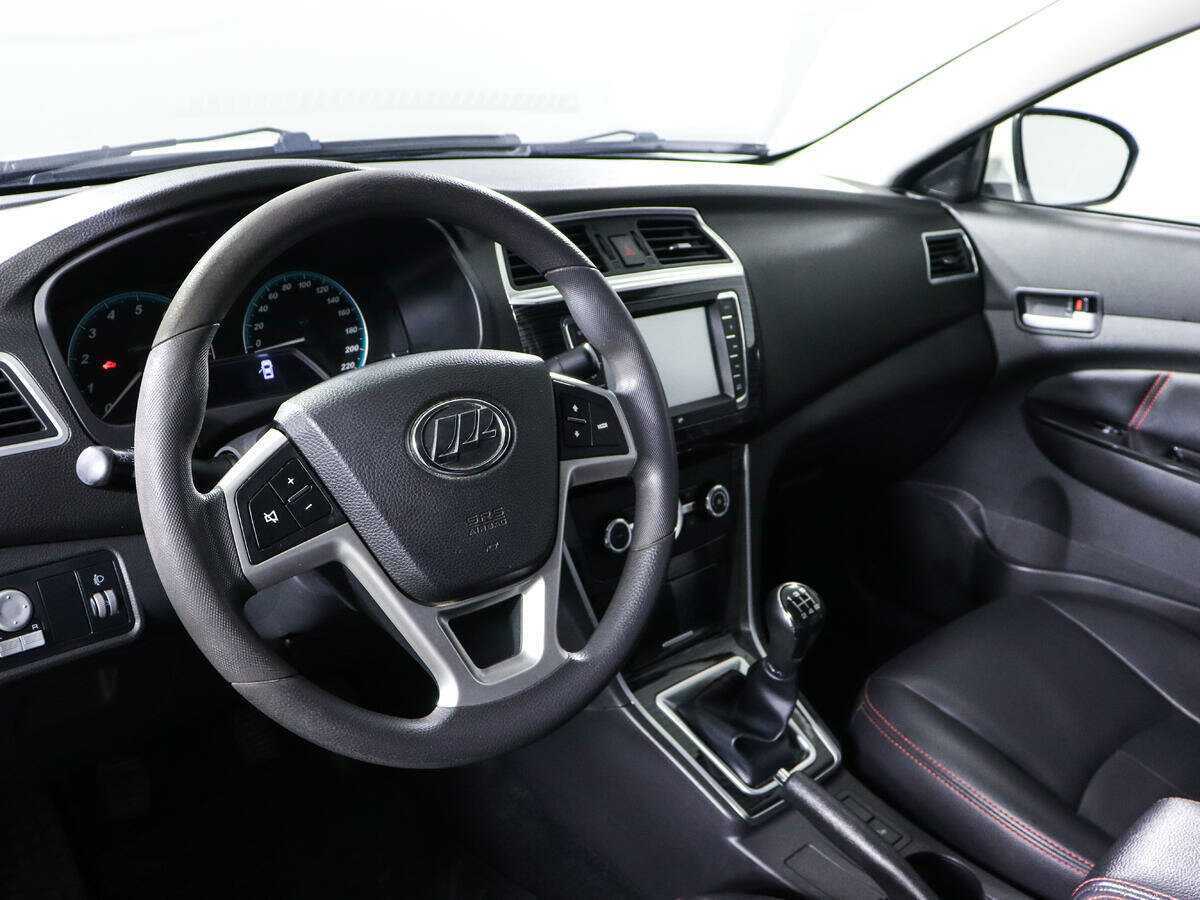 Б/У Лифан Солано 2018 года. Фото: #13