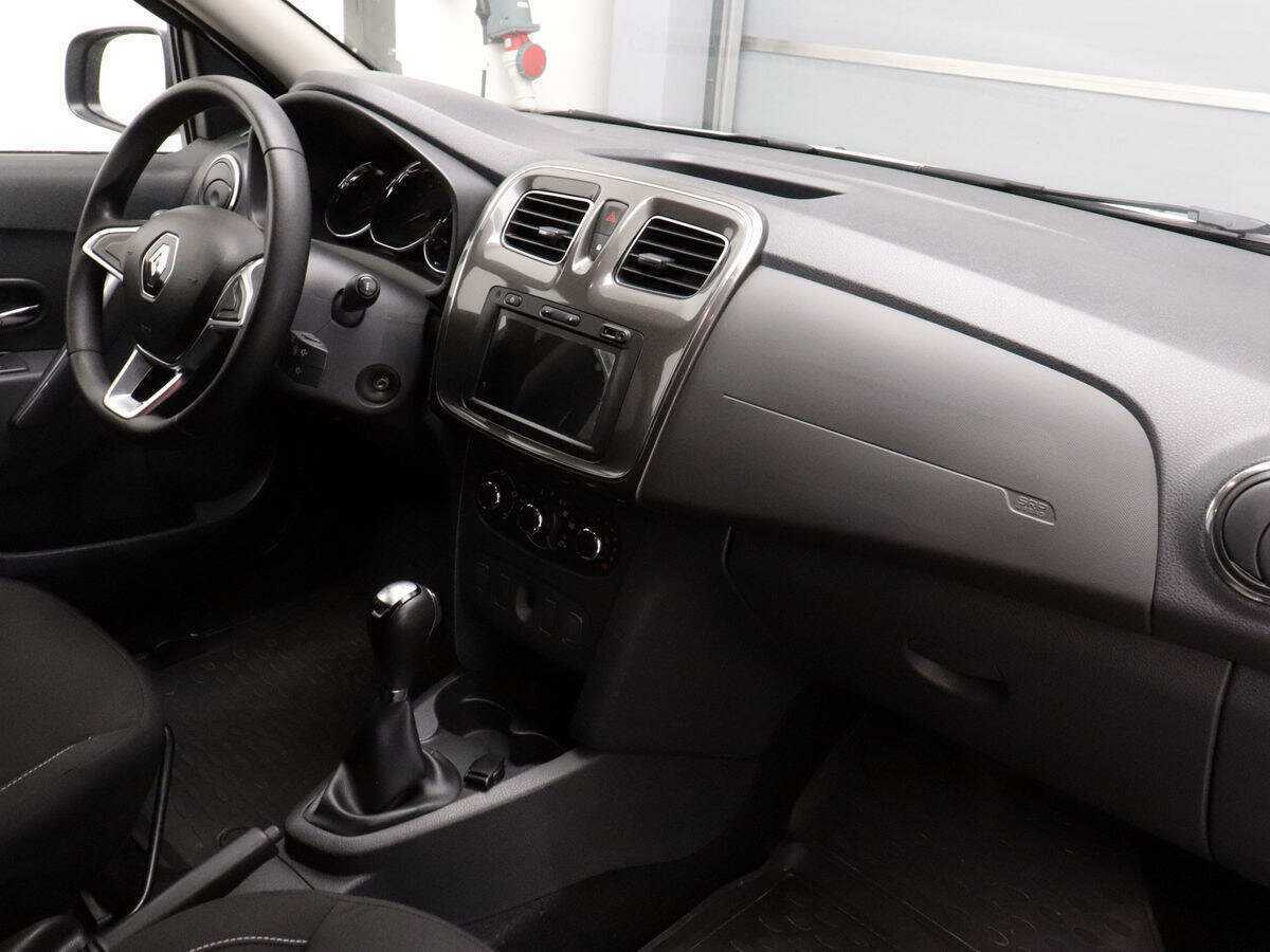 Б/У Рено Логан 2020 года. Фото: #6