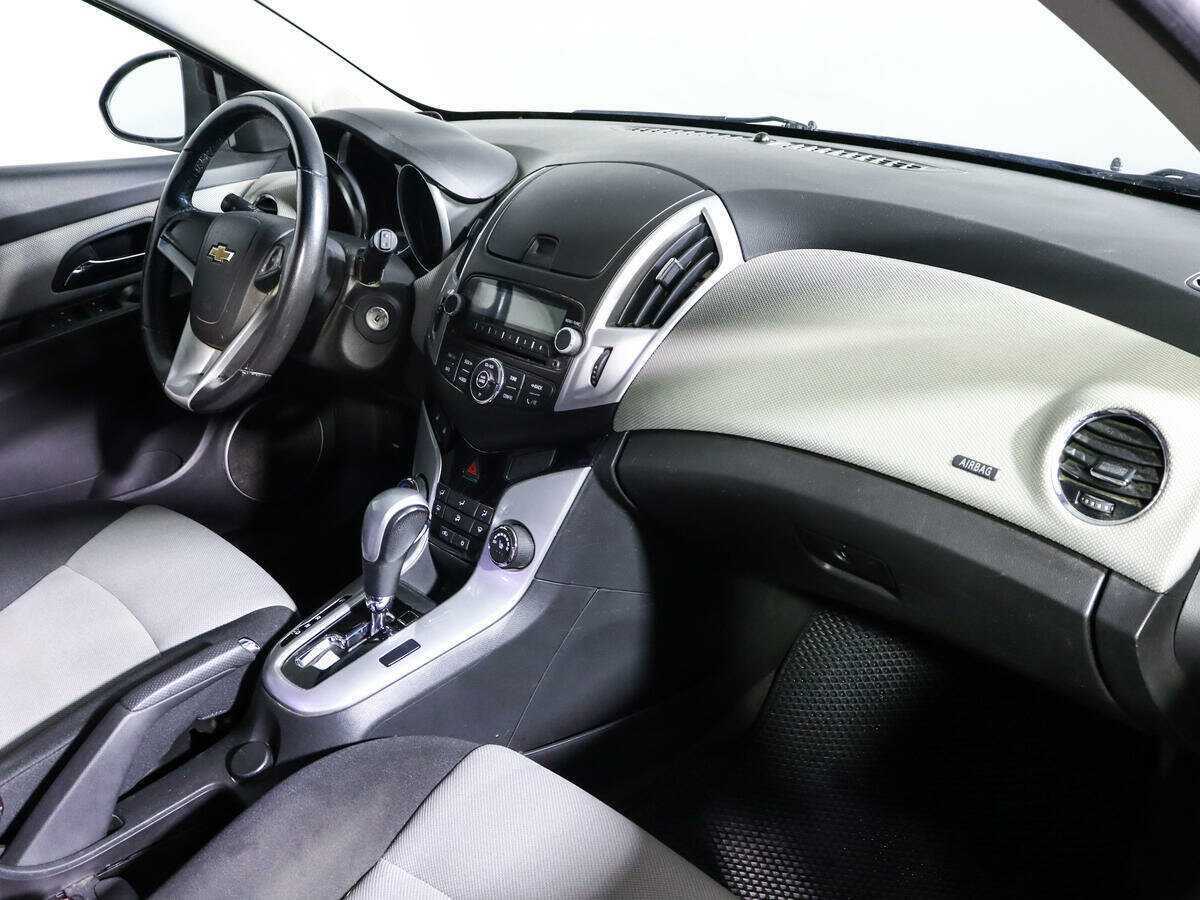 Б/У Шевроле Круз 2014 года. Фото: #6