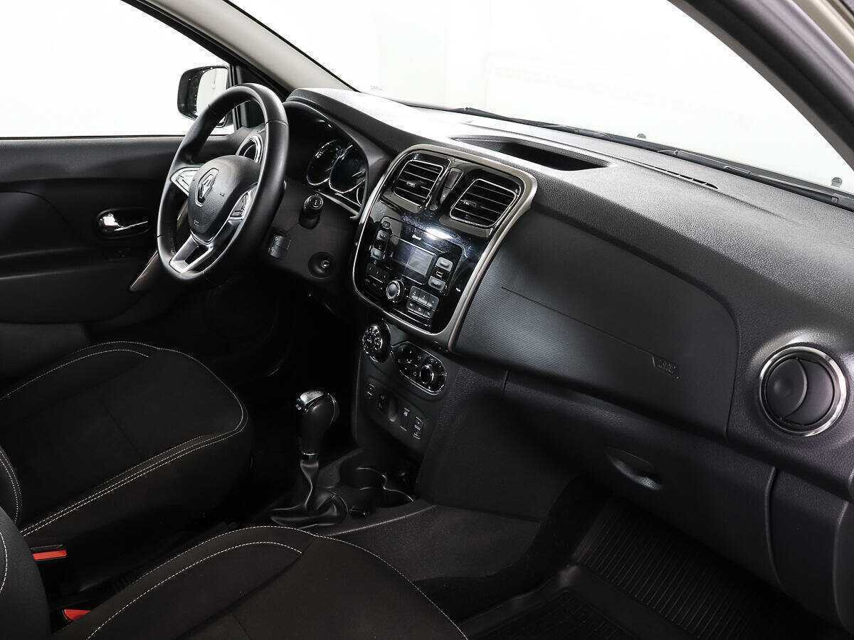 Б/У Рено Сандеро 2019 года. Фото: #8