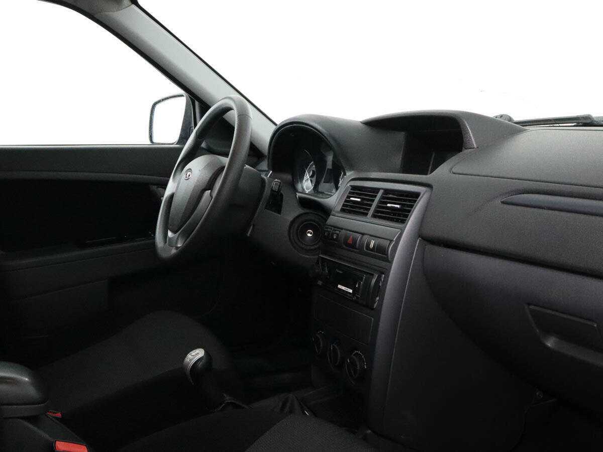 Lada (ВАЗ) Priora 2017 года с пробегом. Фото: #6