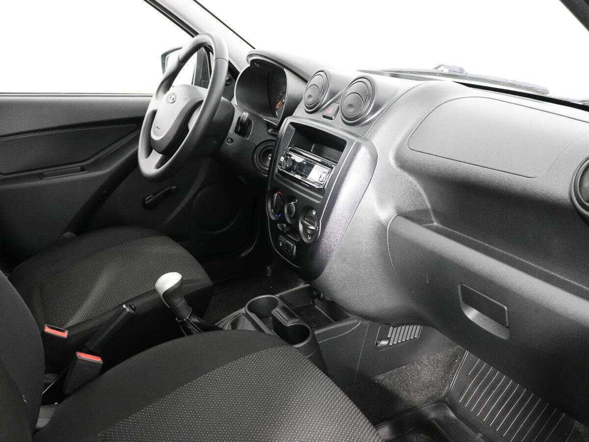 Б/У Лада (ВАЗ) Гранта 2015 года. Фото: #8