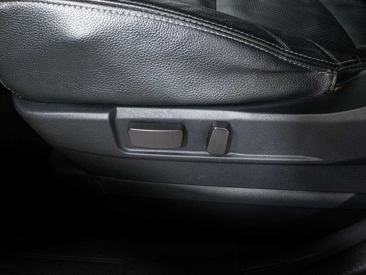 Б/У Митсубиши Оутлэндер 2012 года. Фото: #14