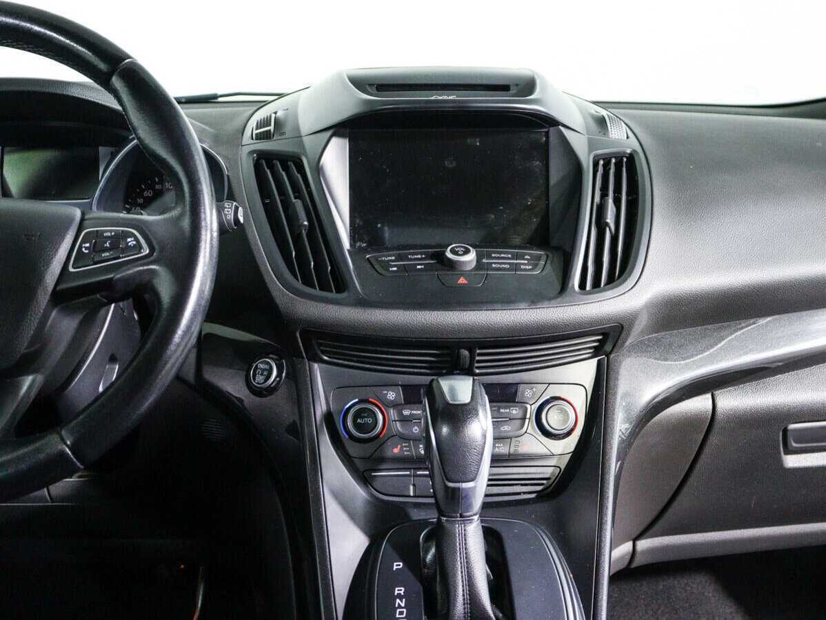 Б/У Форд Куга 2017 года. Фото: #12